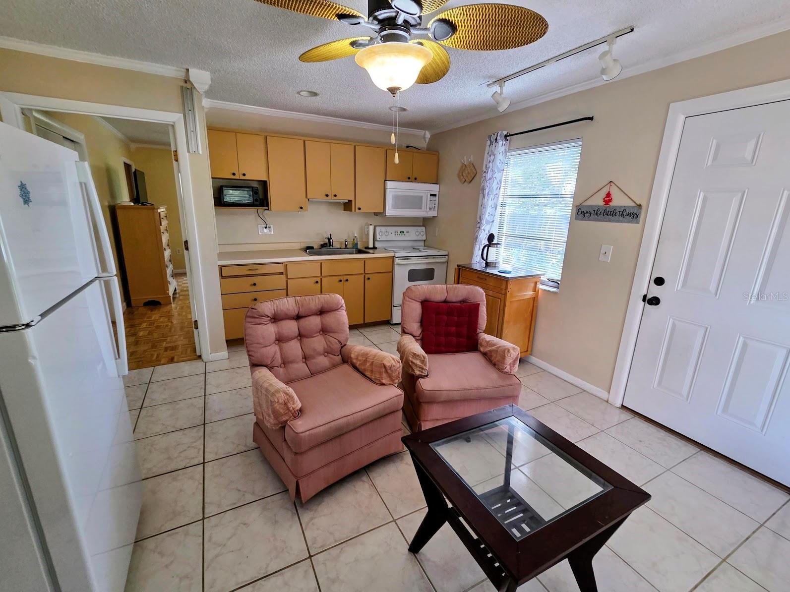 4841 Sunday, Sarasota, FL 34235