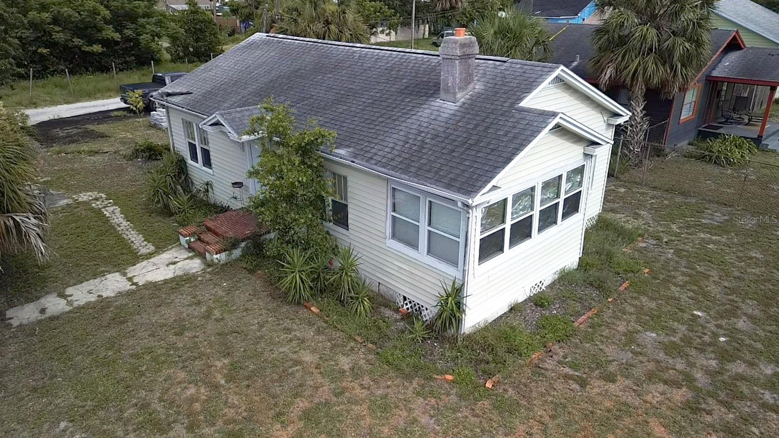 2560 5th, St Petersburg, FL 33712