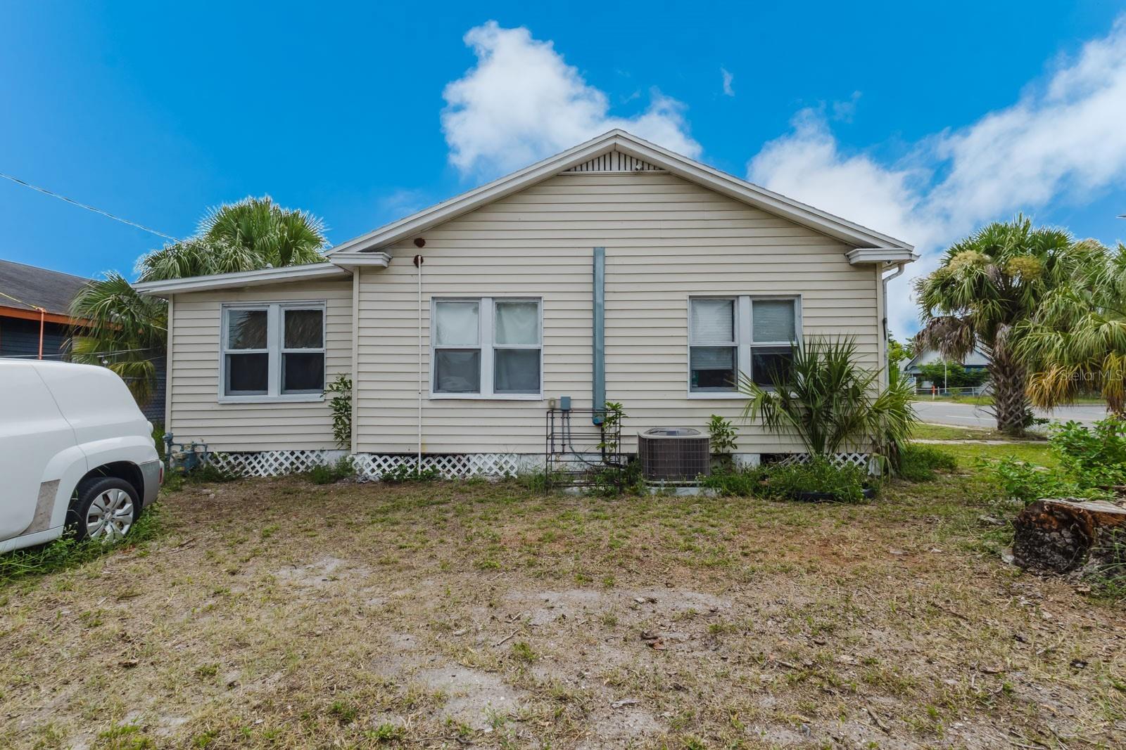 2560 5th, St Petersburg, FL 33712