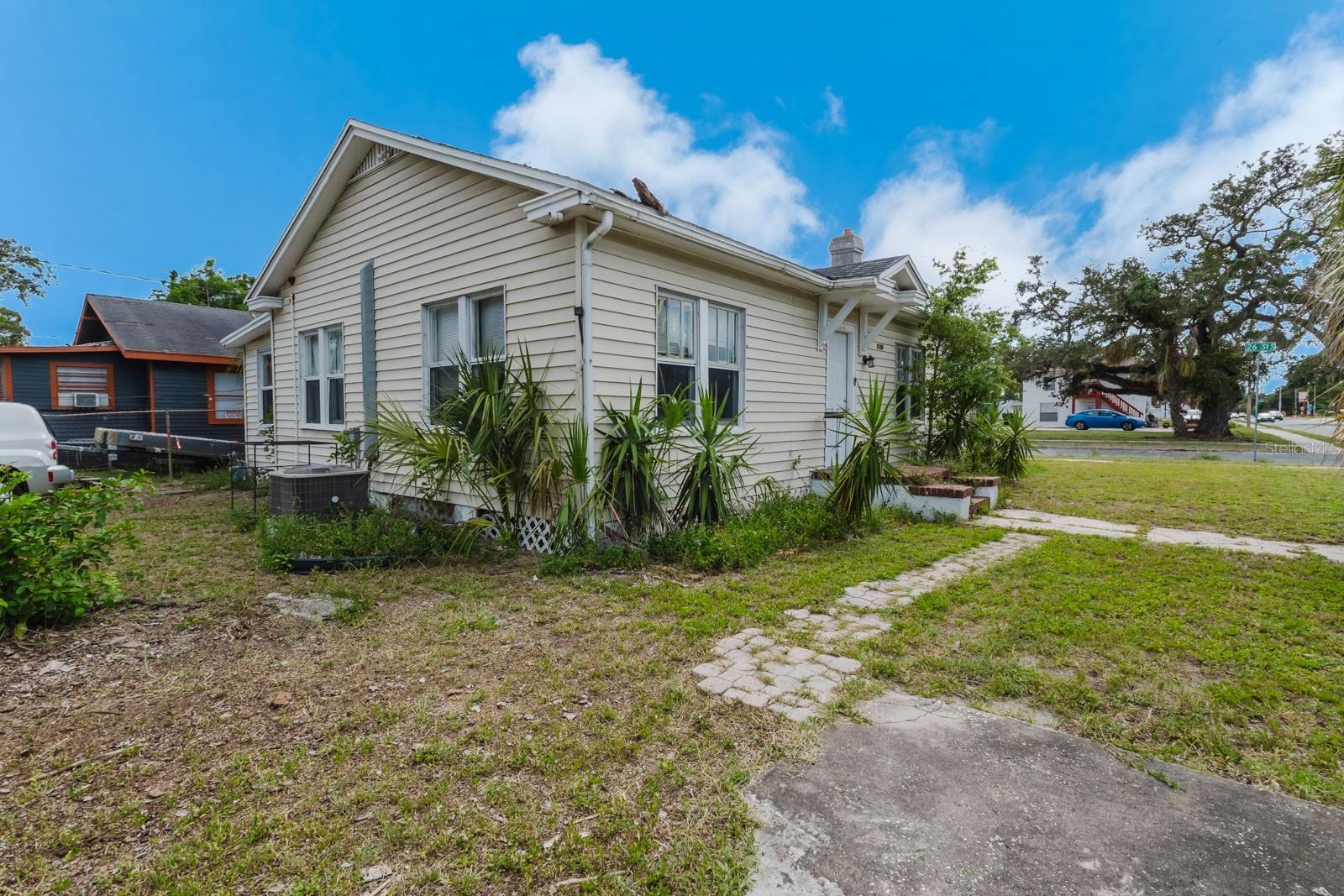 2560 5th, St Petersburg, FL 33712