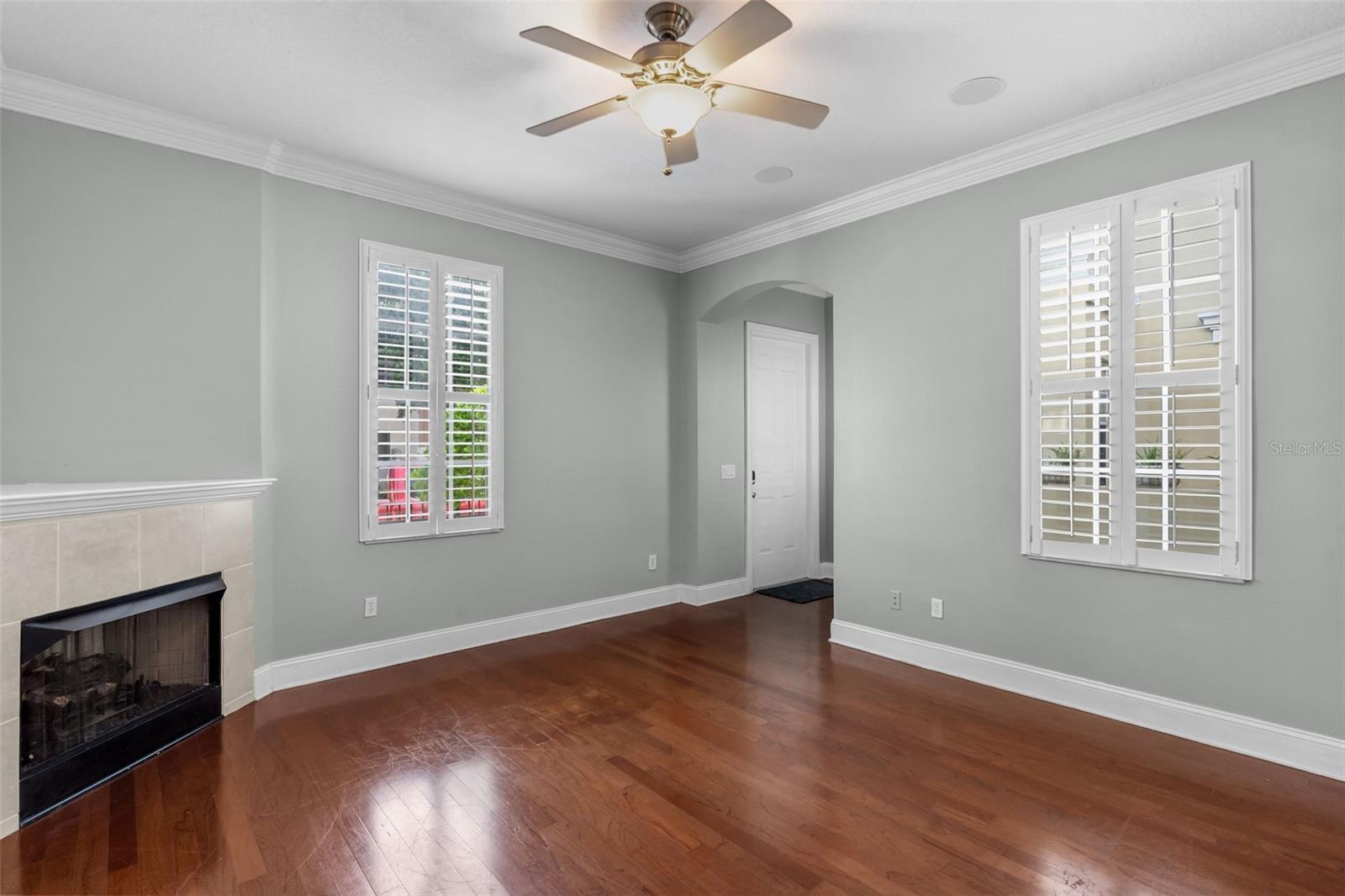 2419 Victoria Gardens, Tampa, FL 33609