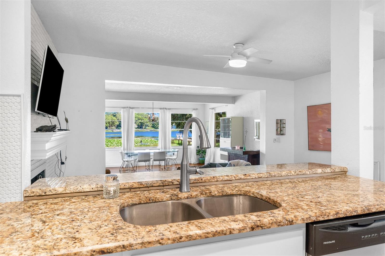 3107 Lake Margaret, Orlando, FL 32806