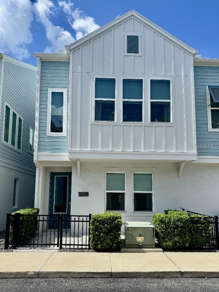 2317 Lindstrom, Sarasota, FL 34237