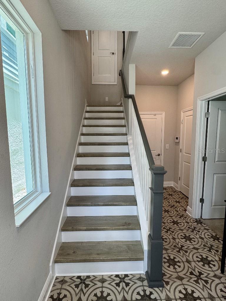 2317 Lindstrom, Sarasota, FL 34237