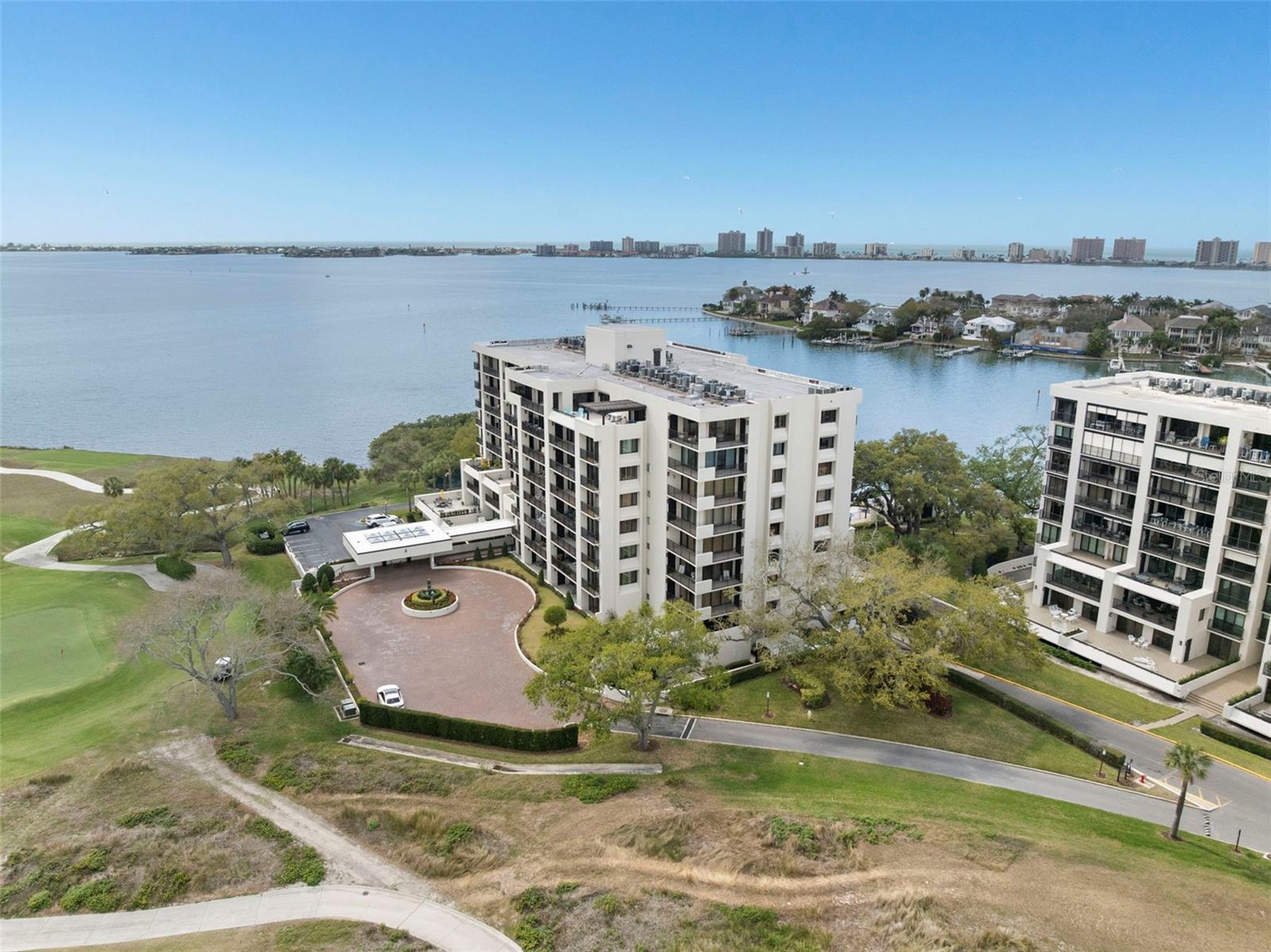 4 Belleview Unit 205, Belleair, FL 33756
