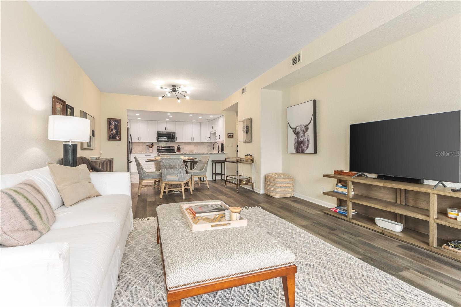 4 Belleview Unit 205, Belleair, FL 33756