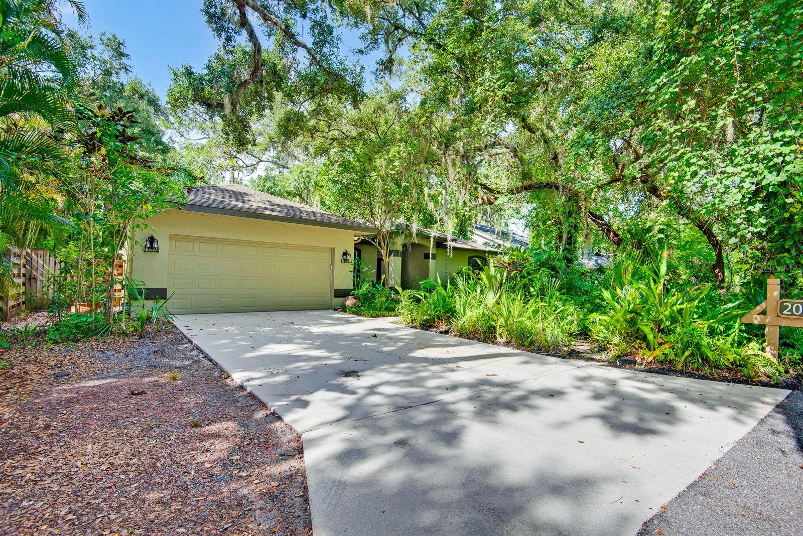 2073 Misty Sunrise, Sarasota, FL 34240