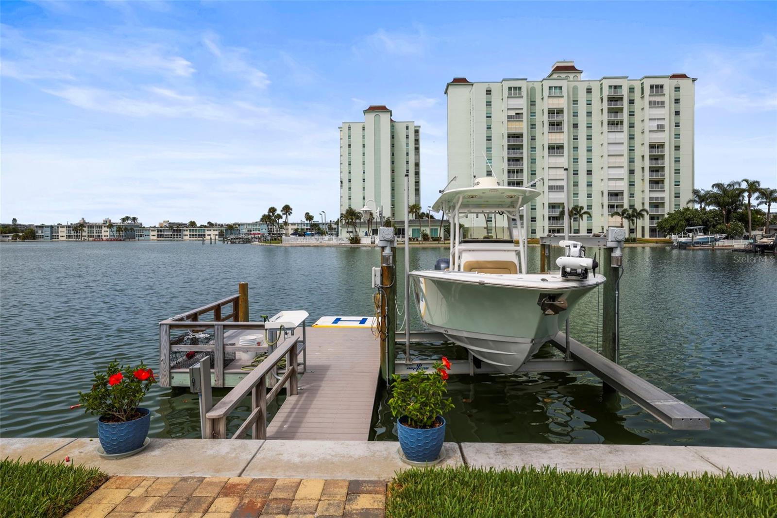 6360 2nd Palm, St Petersburg, FL 33706