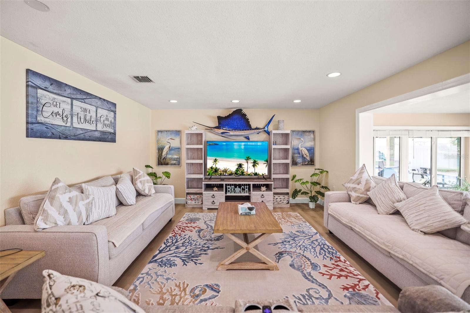 6360 2nd Palm, St Petersburg, FL 33706