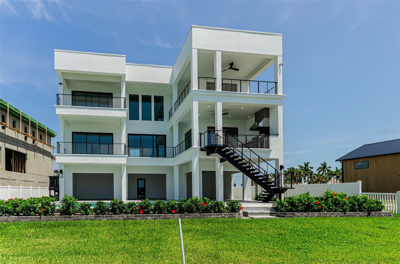 43 Dolphin, Treasure Island, FL 33706