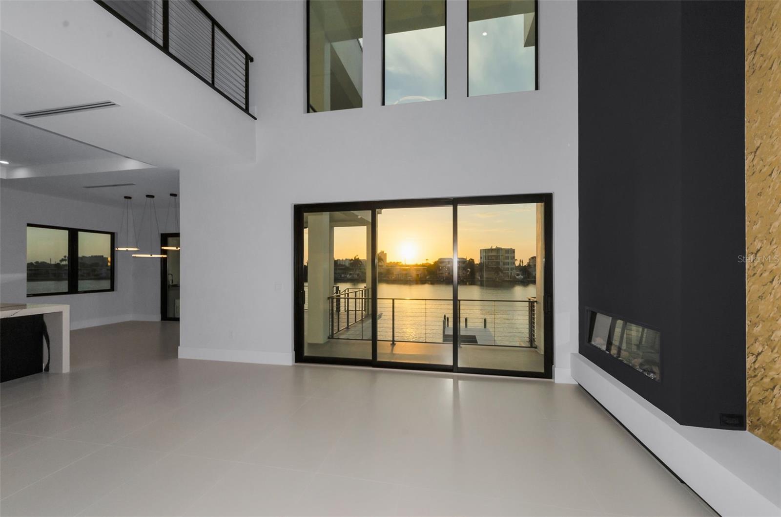 43 Dolphin, Treasure Island, FL 33706