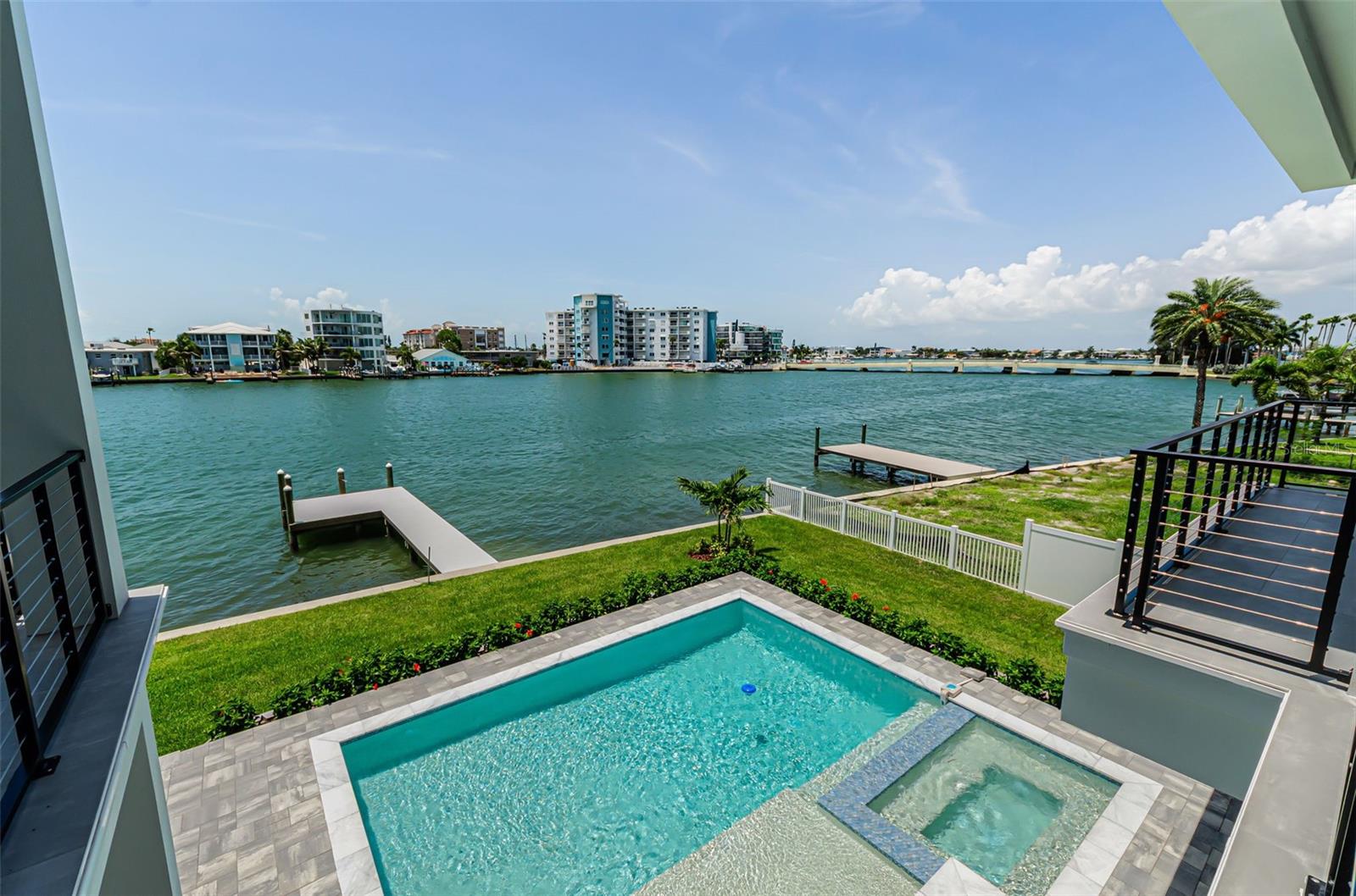 43 Dolphin, Treasure Island, FL 33706