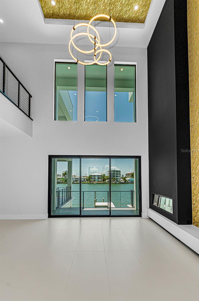 43 Dolphin, Treasure Island, FL 33706