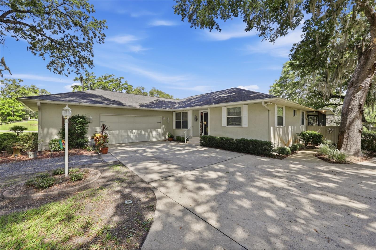 561 28th, Melrose, FL 32666