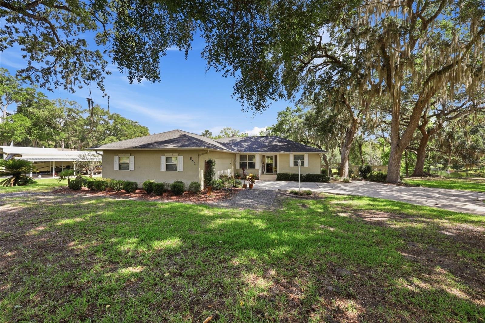 561 28th, Melrose, FL 32666