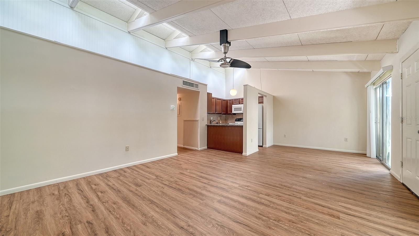 500 Jefferson Unit B-5, Sarasota, FL 34237