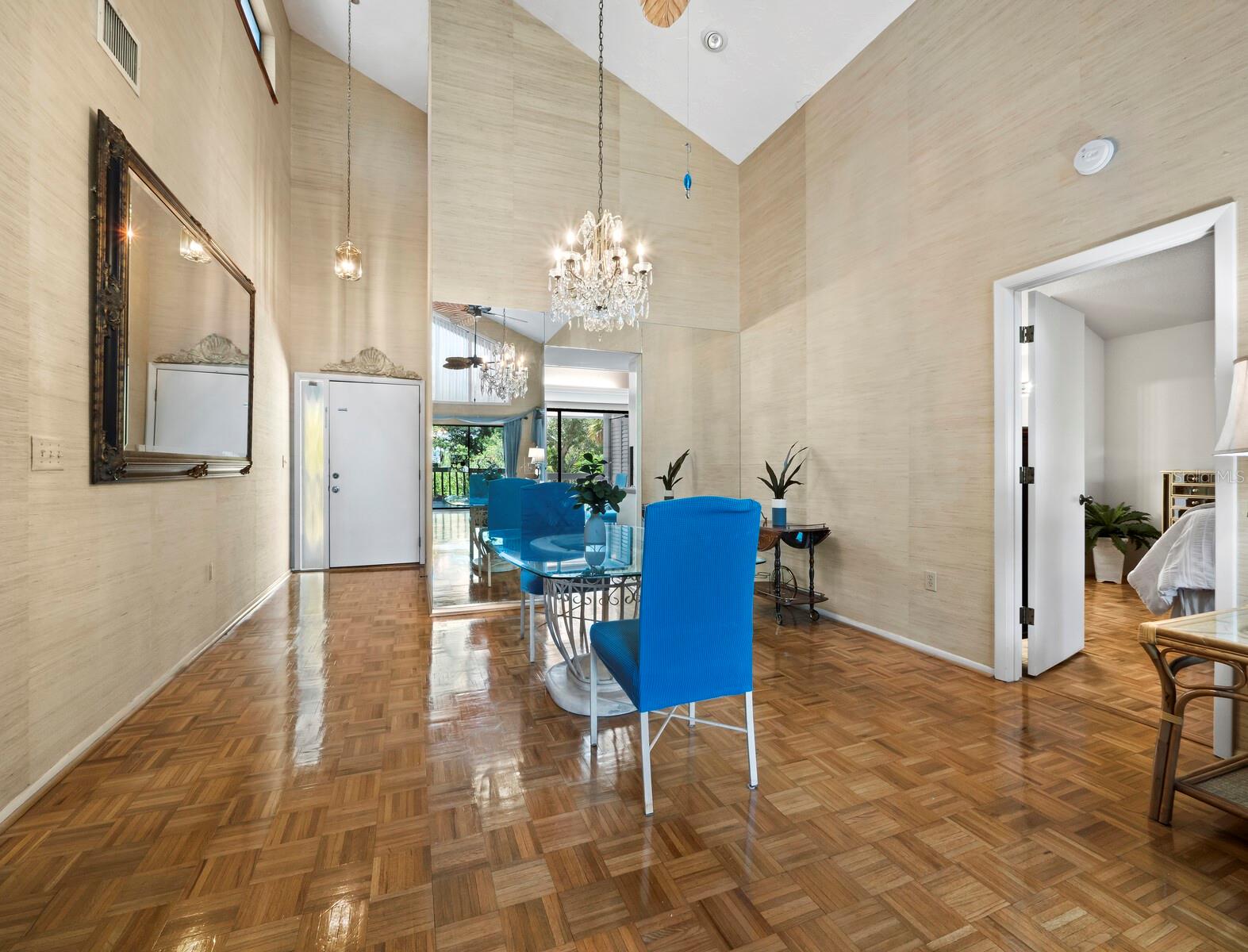 4114 Roberts Point, Sarasota, FL 34242