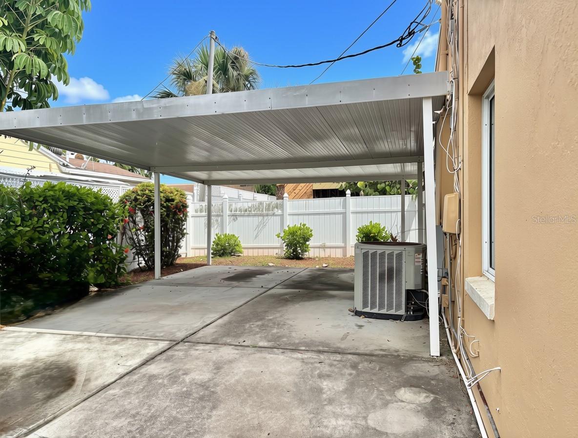 360 72nd, St Petersburg, FL 33706