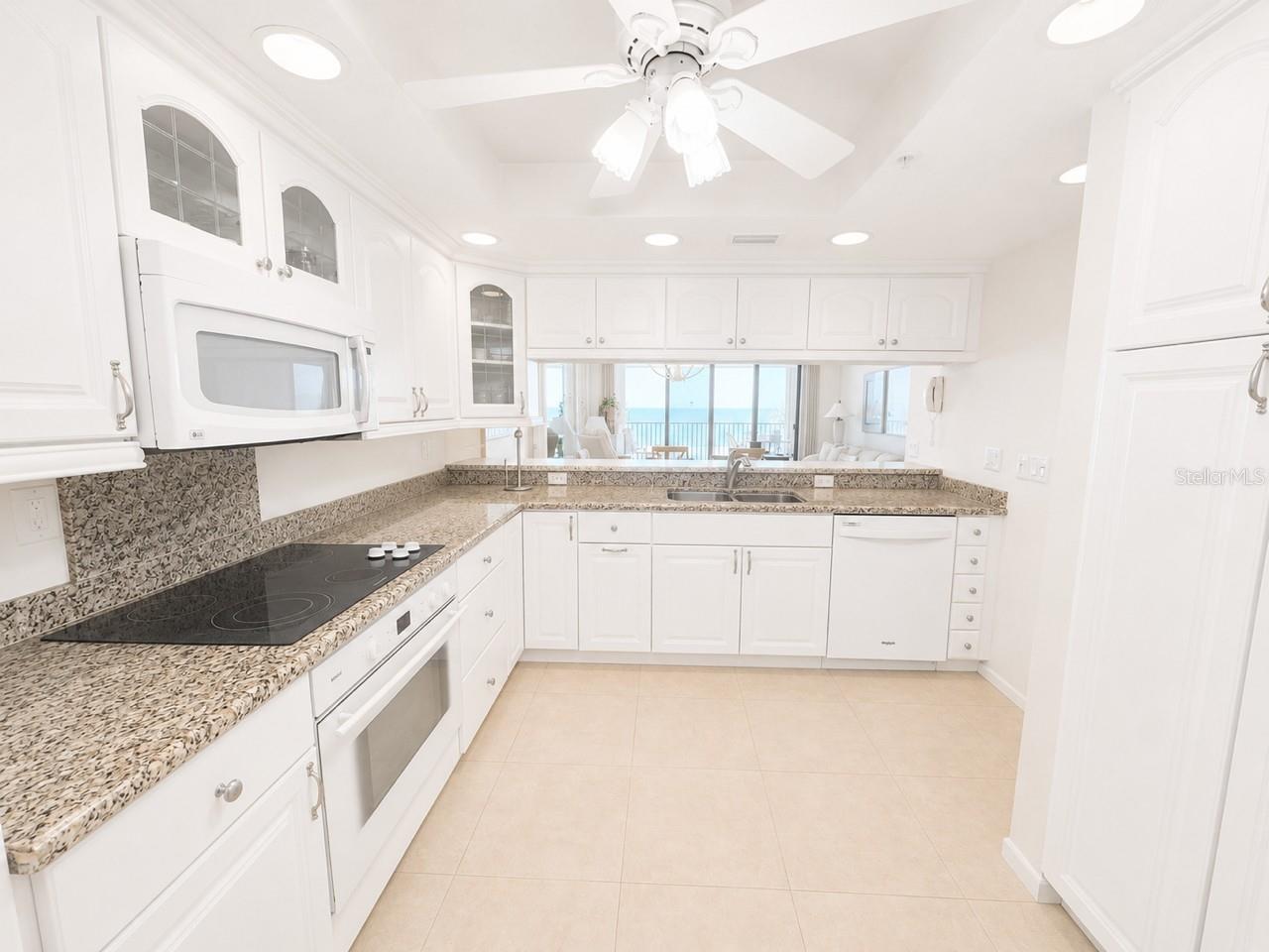 2675 Gulf of Mexico Unit 203, Longboat Key, FL 34228
