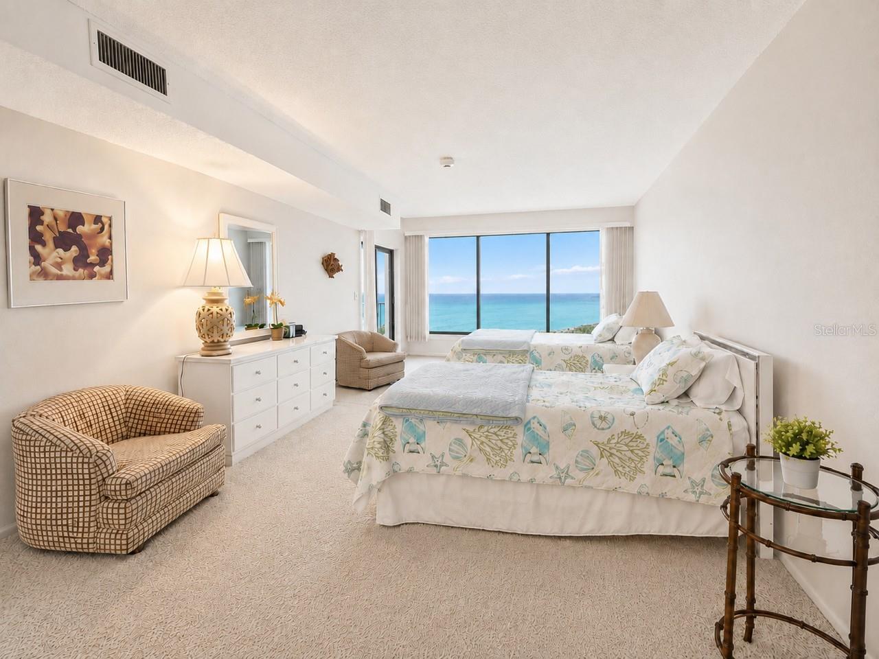 2675 Gulf of Mexico Unit 203, Longboat Key, FL 34228