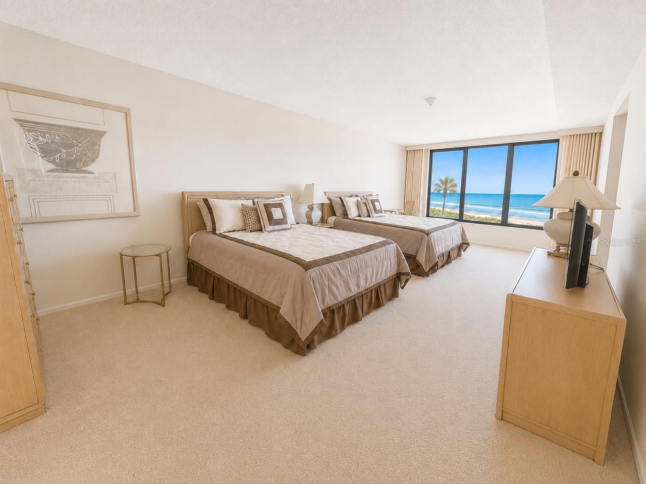 2675 Gulf of Mexico Unit 203, Longboat Key, FL 34228