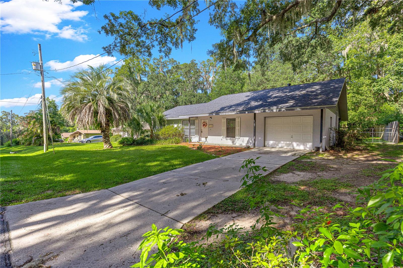 716 31st, Ocala, FL 34471