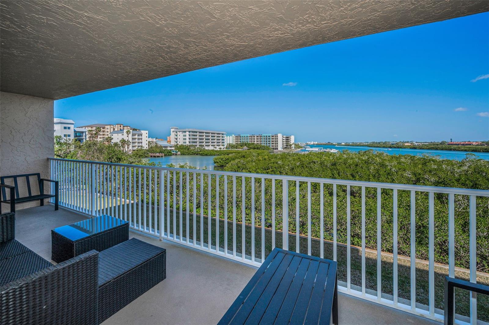 19451 Gulf Unit 301, Indian Shores, FL 33785