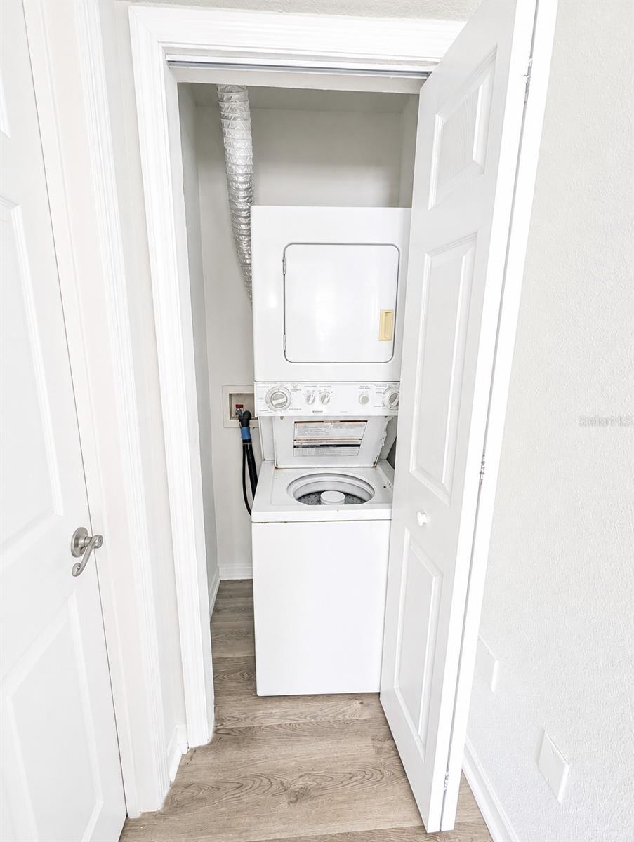 2500 Winding Creek Unit E208, Clearwater, FL 33761