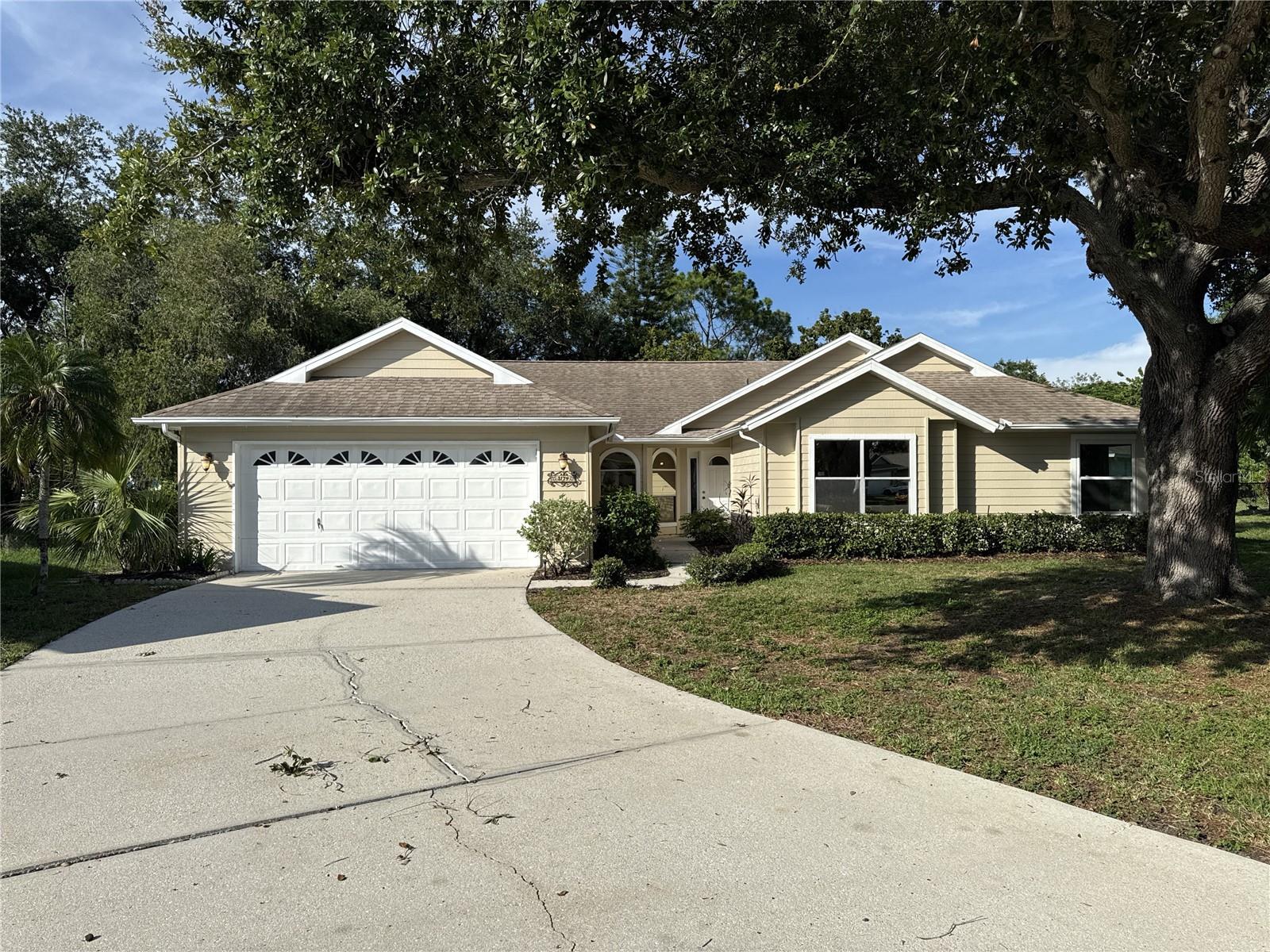 3174 57th Avenue, Bradenton, FL 34203