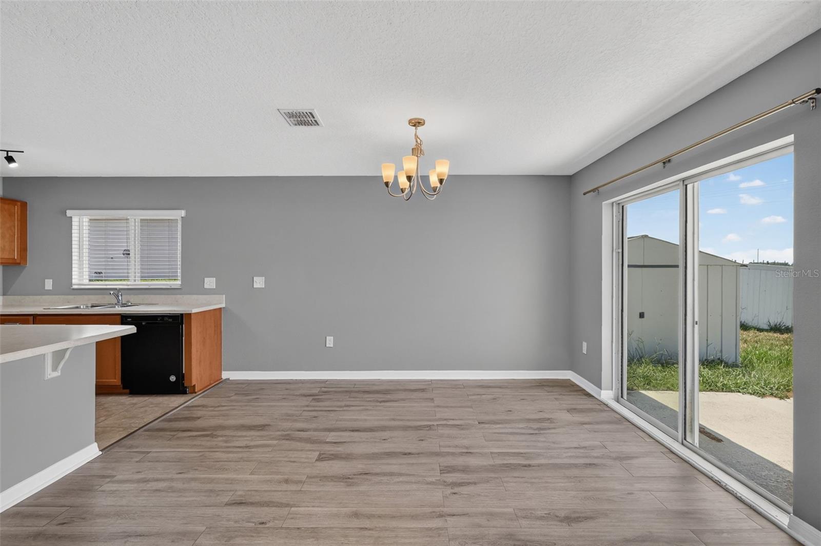 2465 Begonia, Mascotte, FL 34753