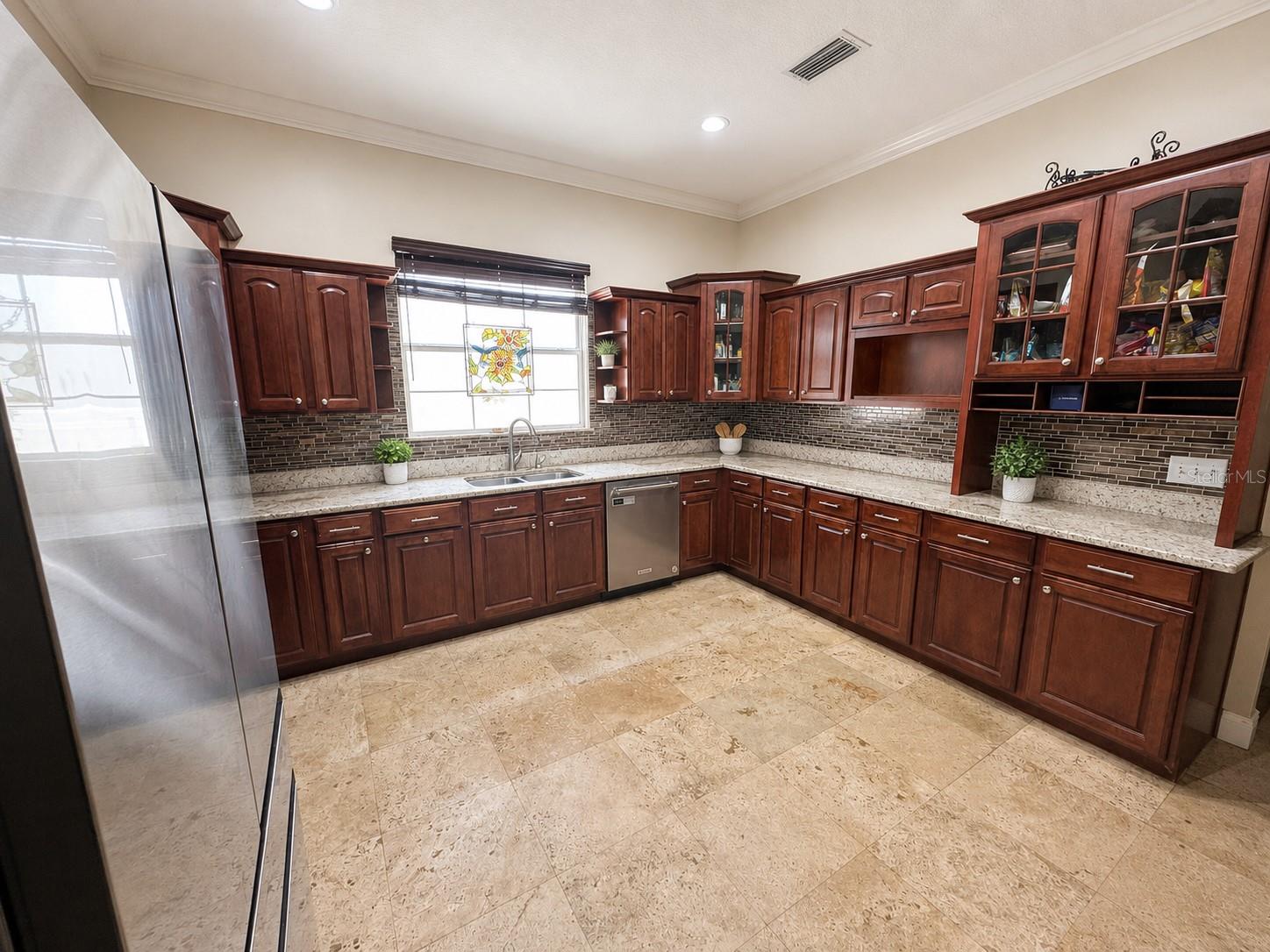 3517 Haines, St Petersburg, FL 33704