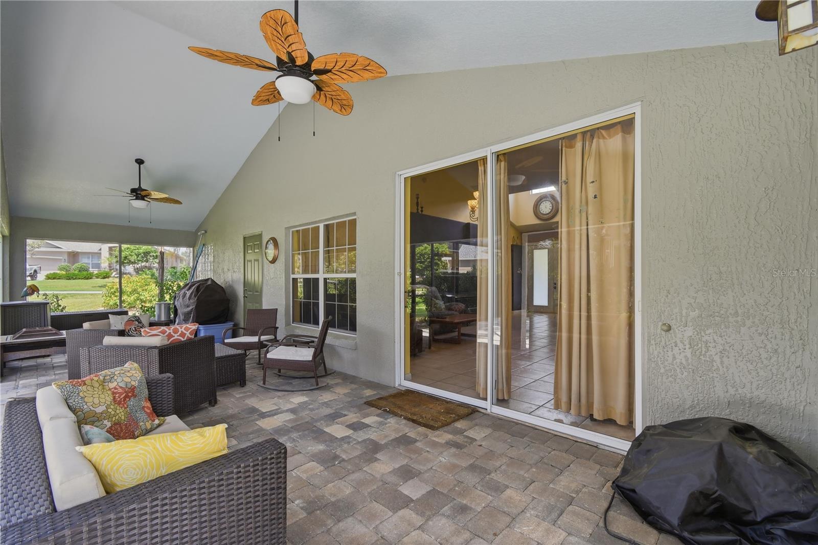 23354 Oak Prairie, Sorrento, FL 32776