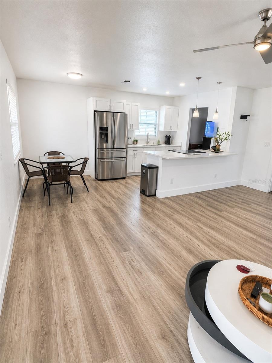 11105 22nd, Tampa, FL 33612