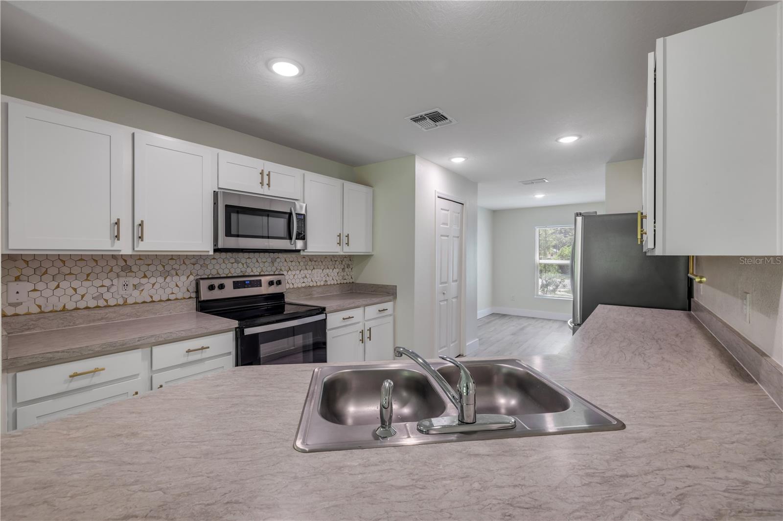 176 Pine Grove, Palm Coast, FL 32164