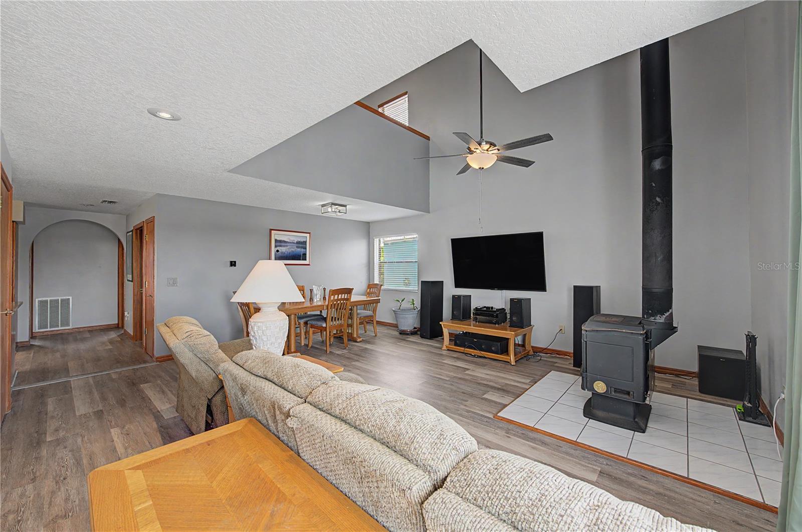 13337 Susan, Hudson, FL 34667