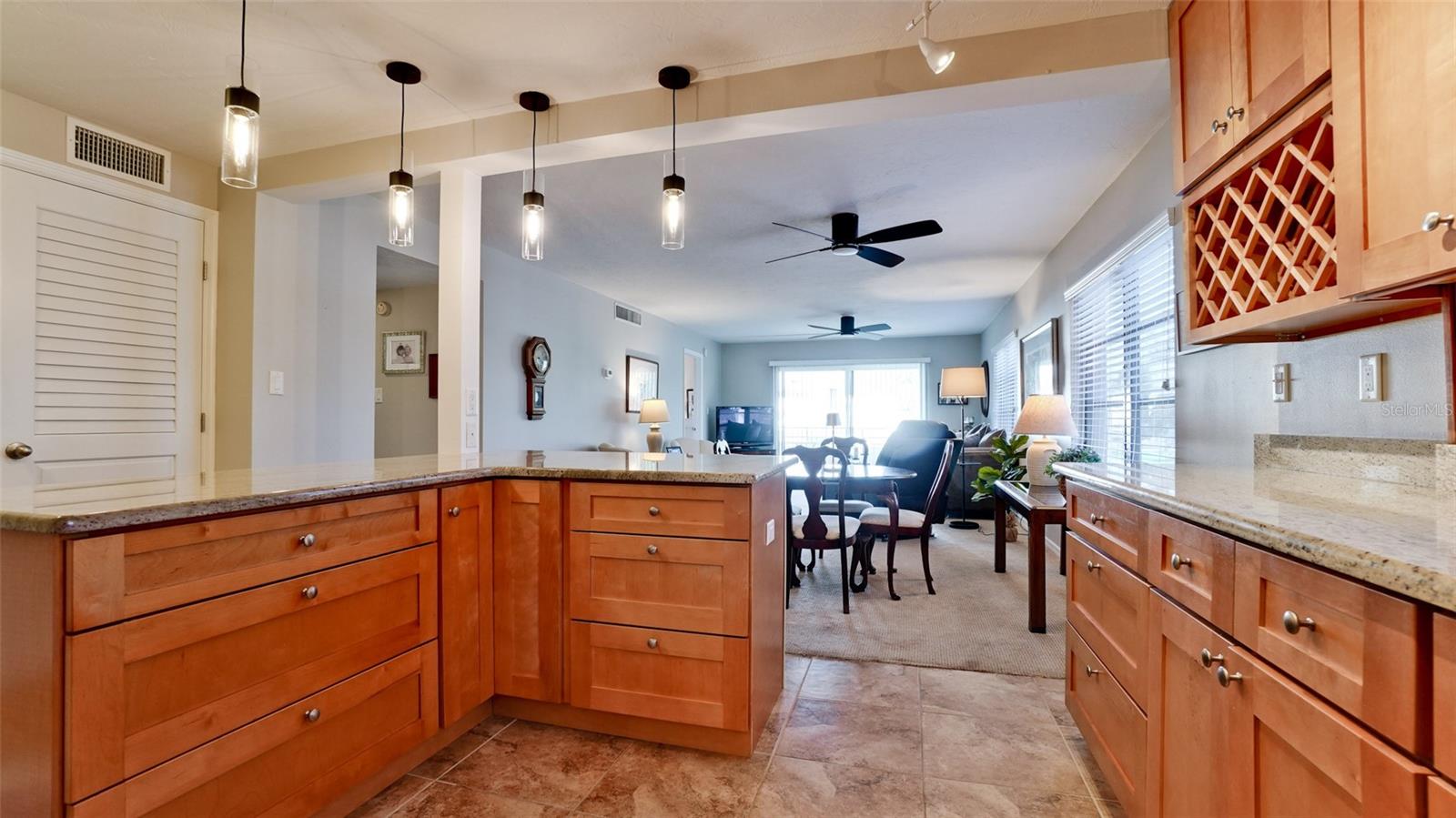 1400 1st Unit 206, Bradenton, FL 34205