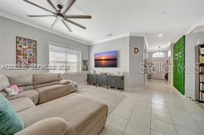 1531 194th, Pembroke Pines, FL 33029