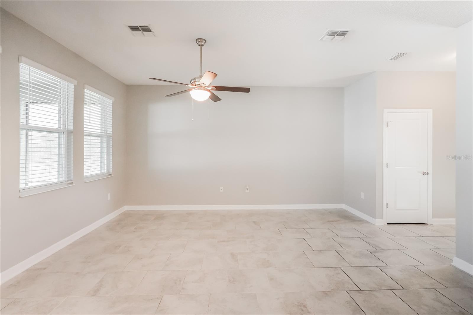 2344 Crescent Moon, Kissimmee, FL 34746
