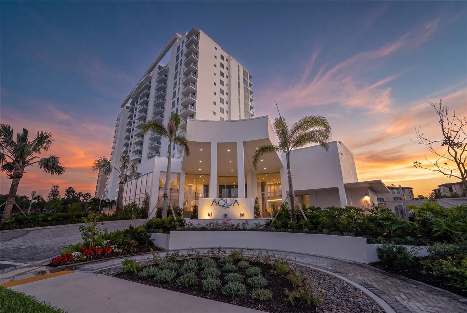 5713 Bowen Daniel Unit 402, Tampa, FL 33616
