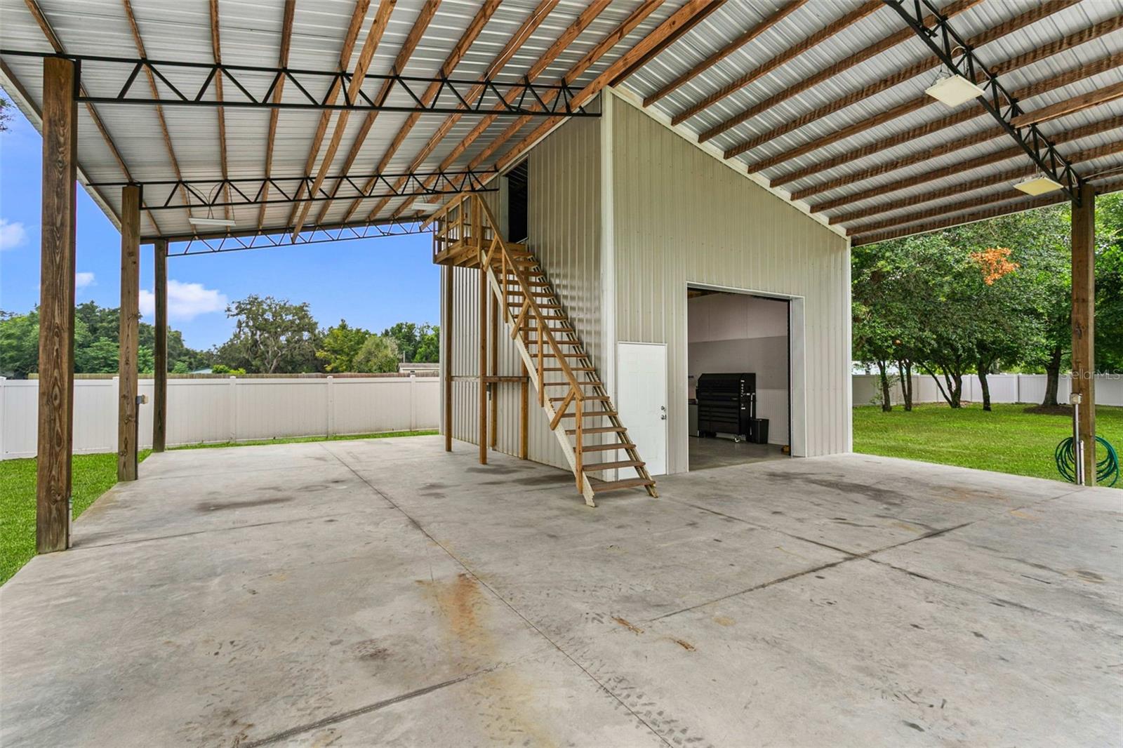 14805 Sydney Heights, Dover, FL 33527