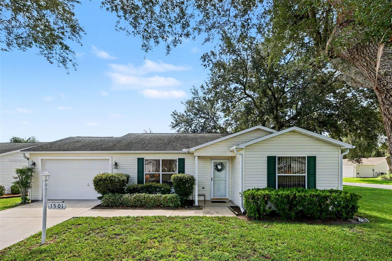 1501 Las Pacos, The Villages, FL 32162