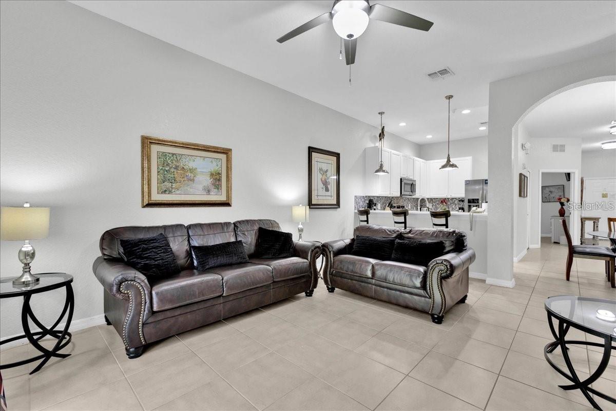103 Rogues Retreat Unit 22-103, Davenport, FL 33897