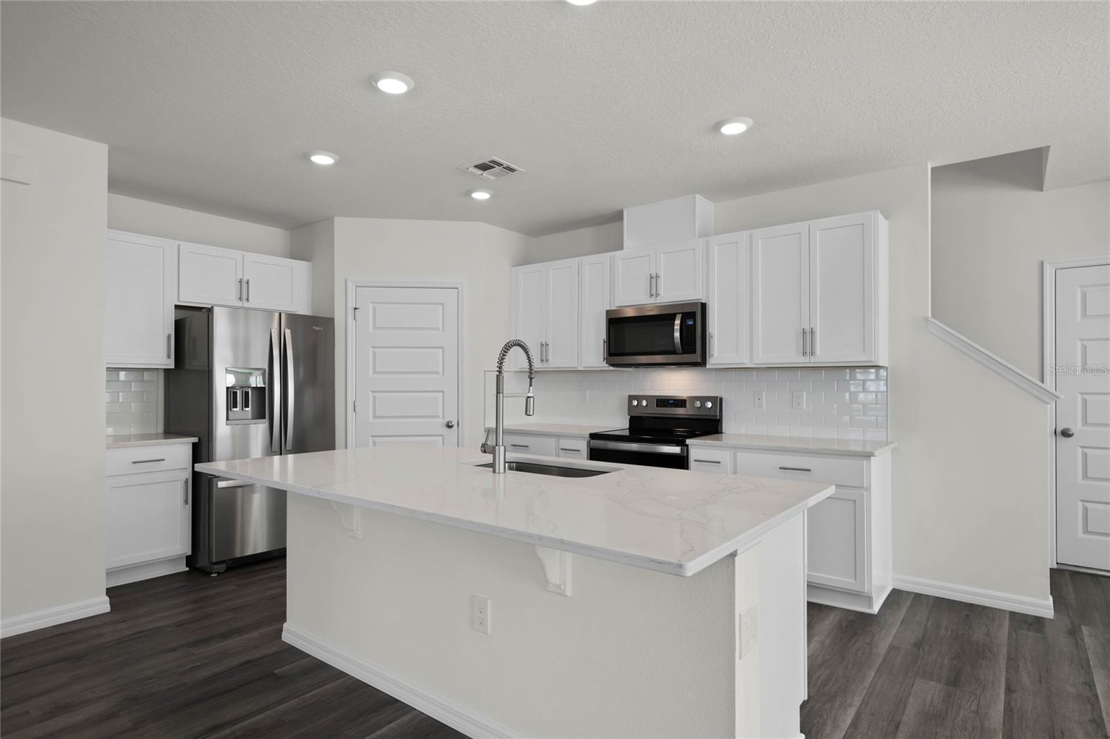1734 Hummingbird, Winter Haven, FL 33884