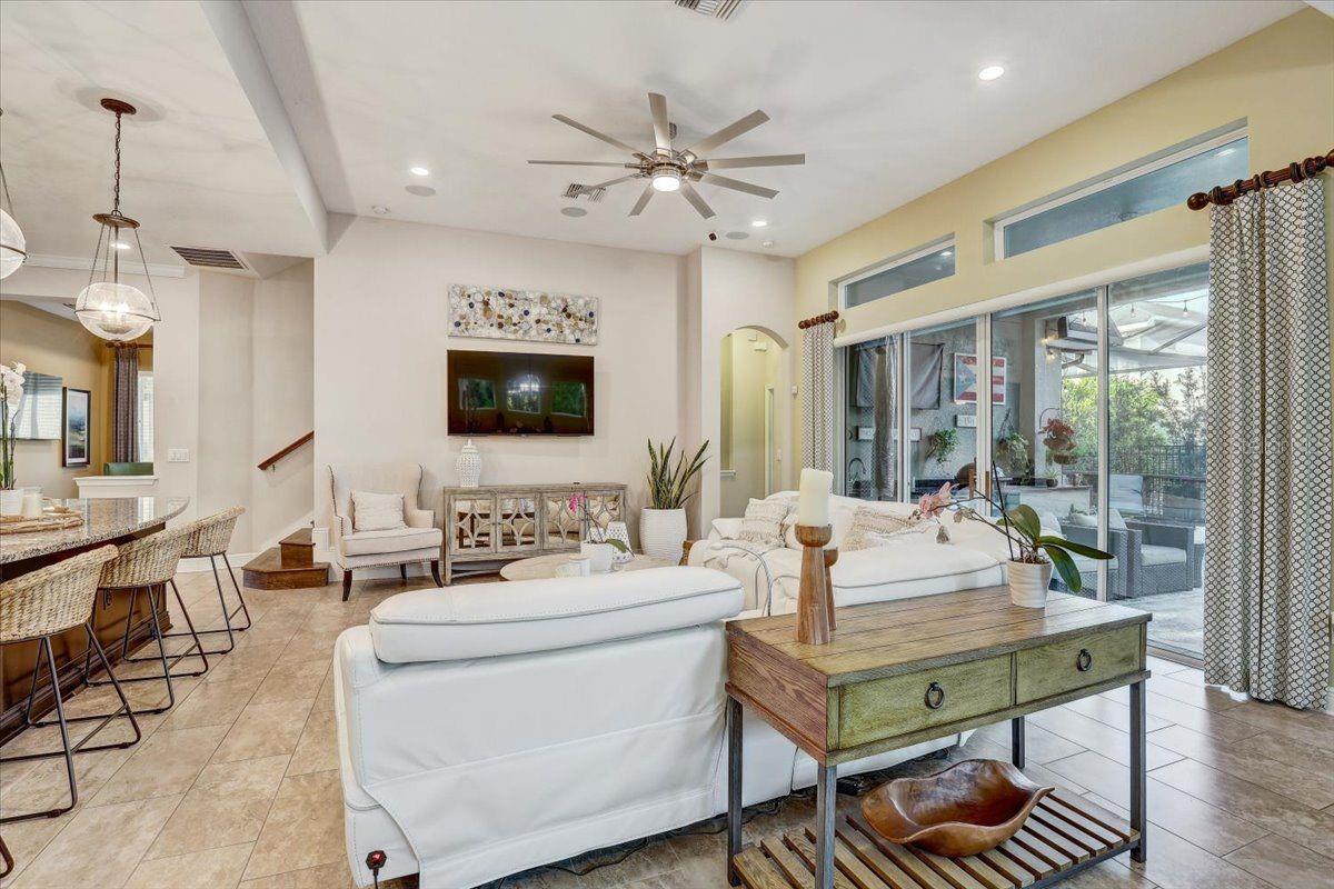 7209 Meeting House, Apollo Beach, FL 33572