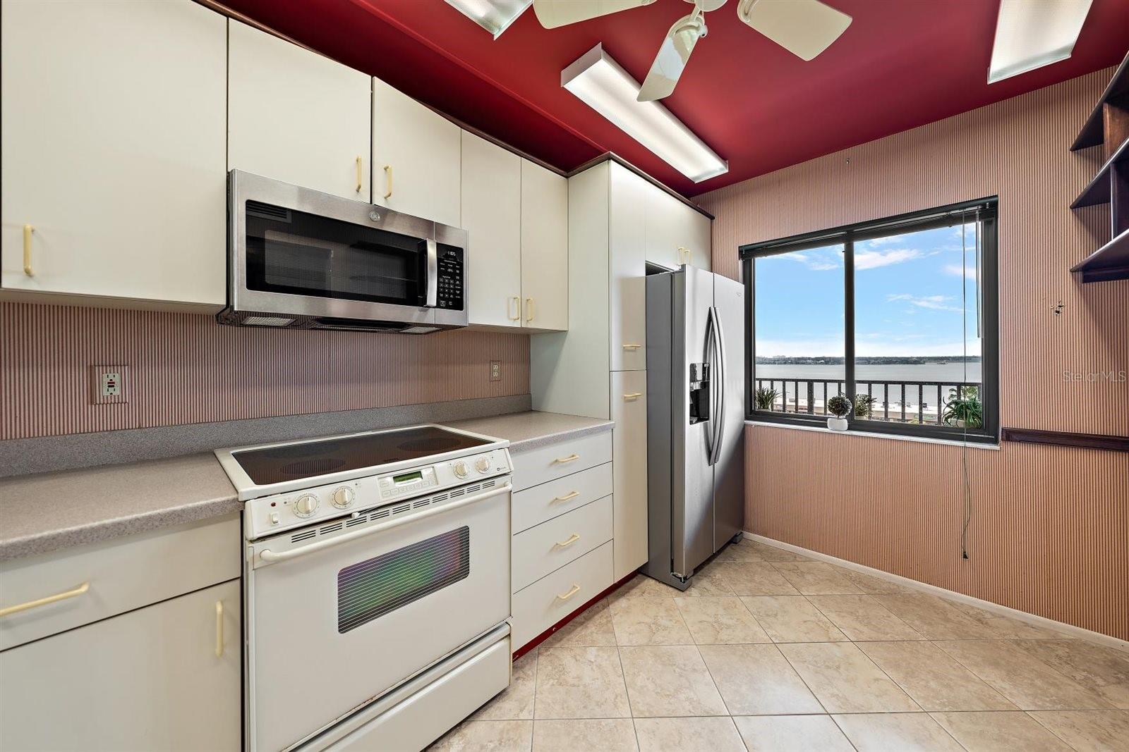1250 Gulf Unit 706, Clearwater Beach, FL 33767