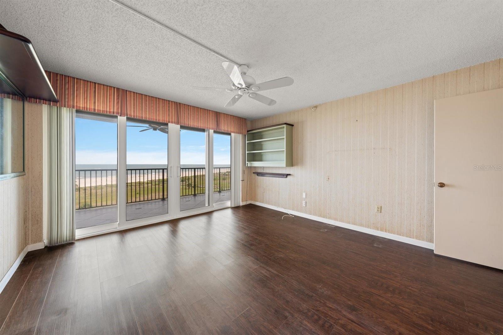 1250 Gulf Unit 706, Clearwater Beach, FL 33767