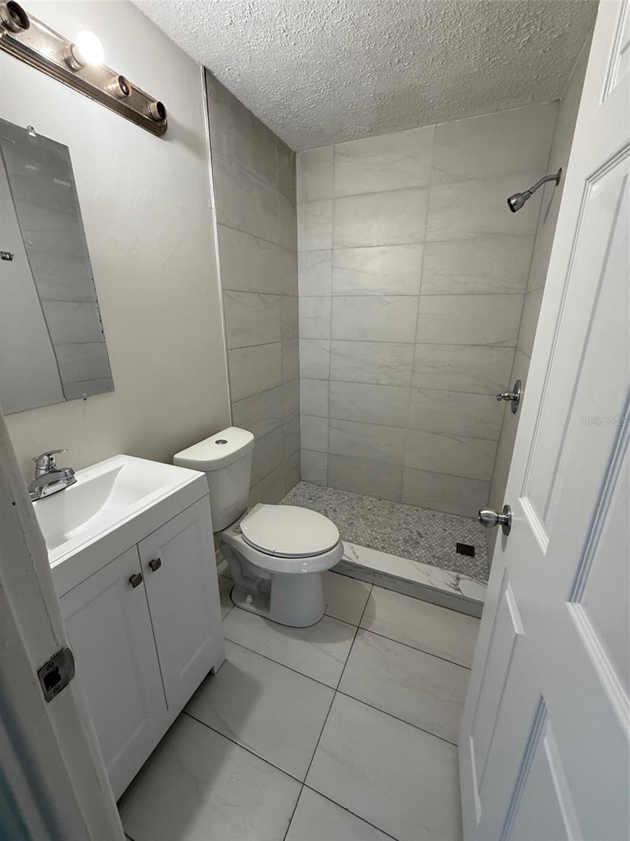 2217 20th, Bradenton, FL 34205