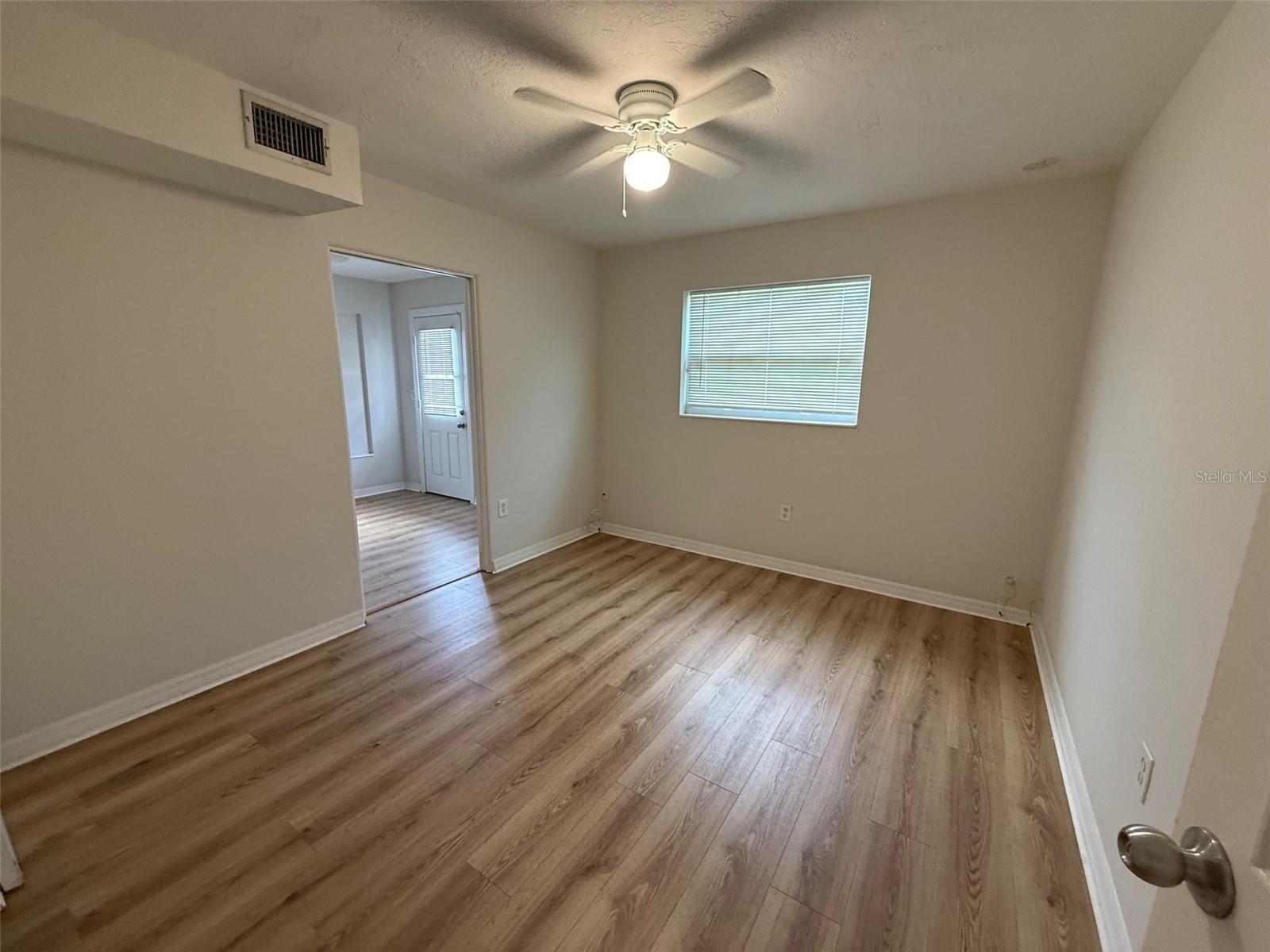 2217 20th, Bradenton, FL 34205