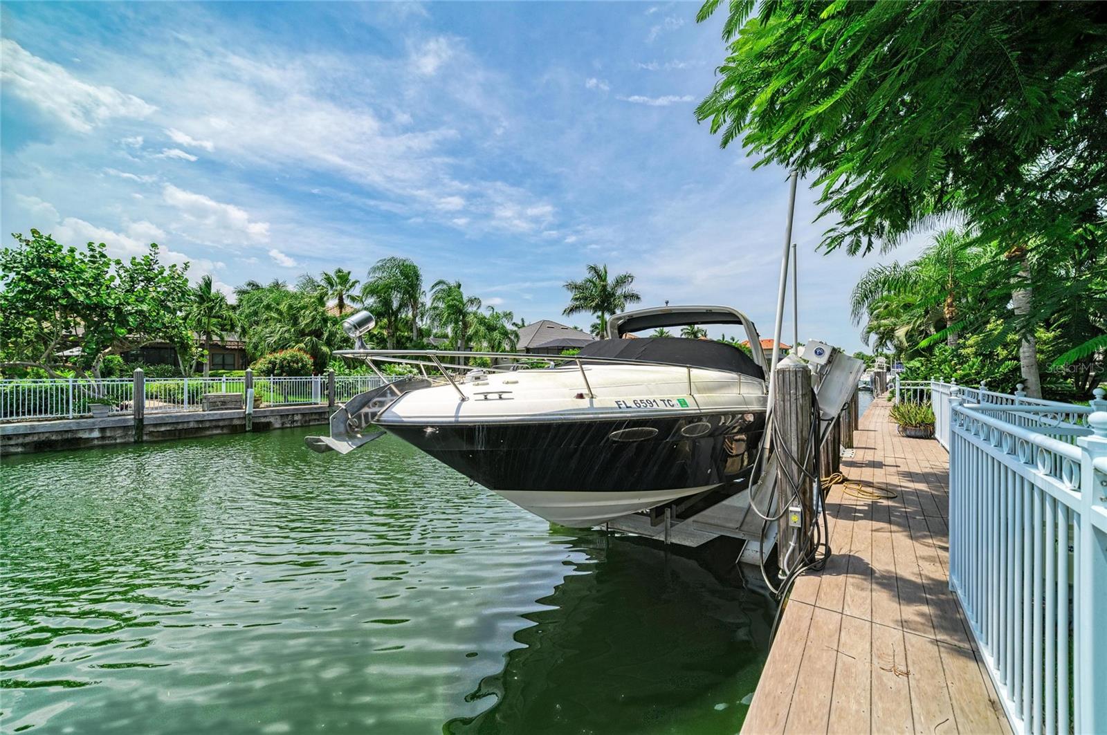 545 Mast, Bradenton, FL 34208