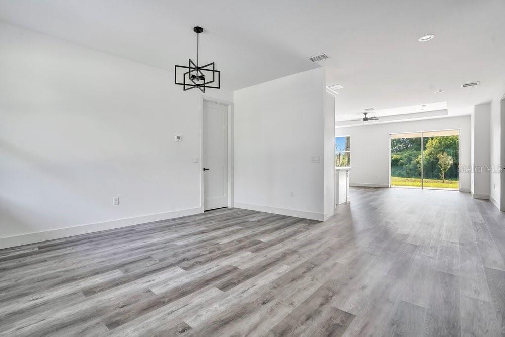 551 Dowling, Lady Lake, FL 32159